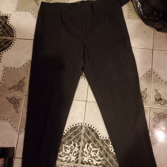 Victoria Secret Christie Fit Tapered Crop Pants 10 - Picture 2 of 10